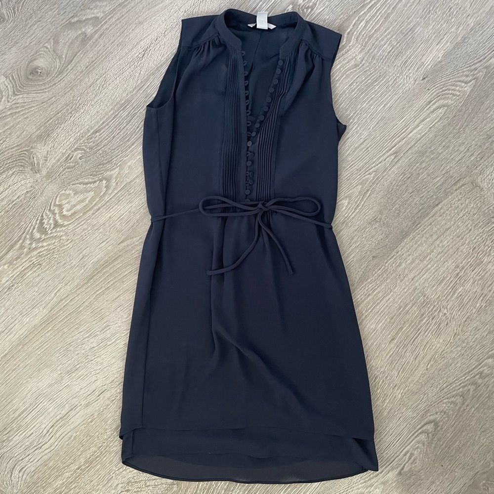 Navy Sleeveless Button-up Dress